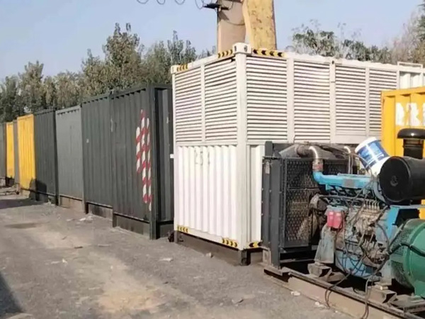 仙居200KW柴油发电机机组每小时油耗是多少？